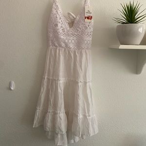 white lace dress